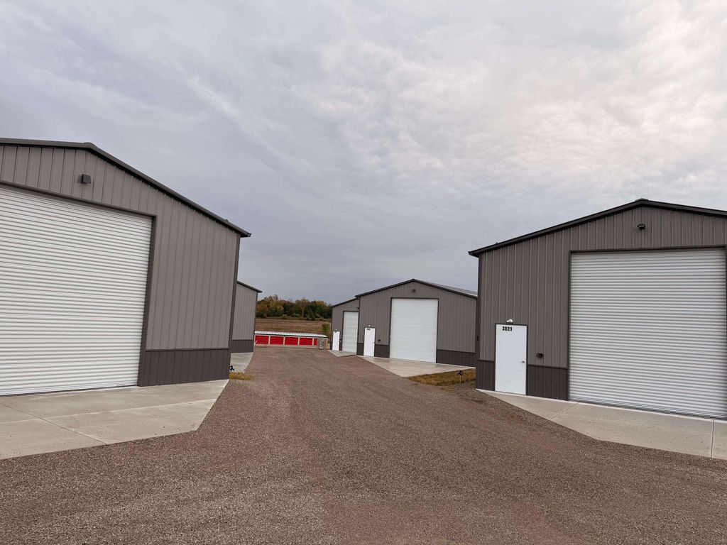 2821 Lynx Ln, Paradise township