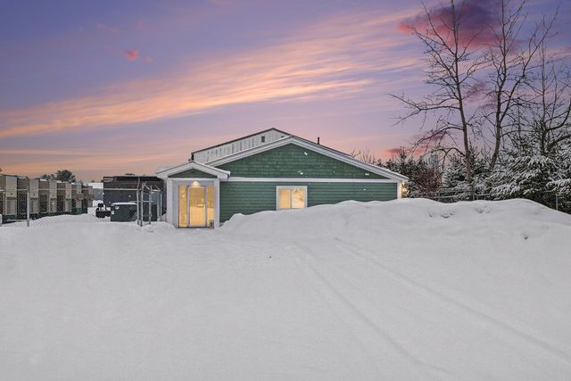 206 E Park, Kalkaska