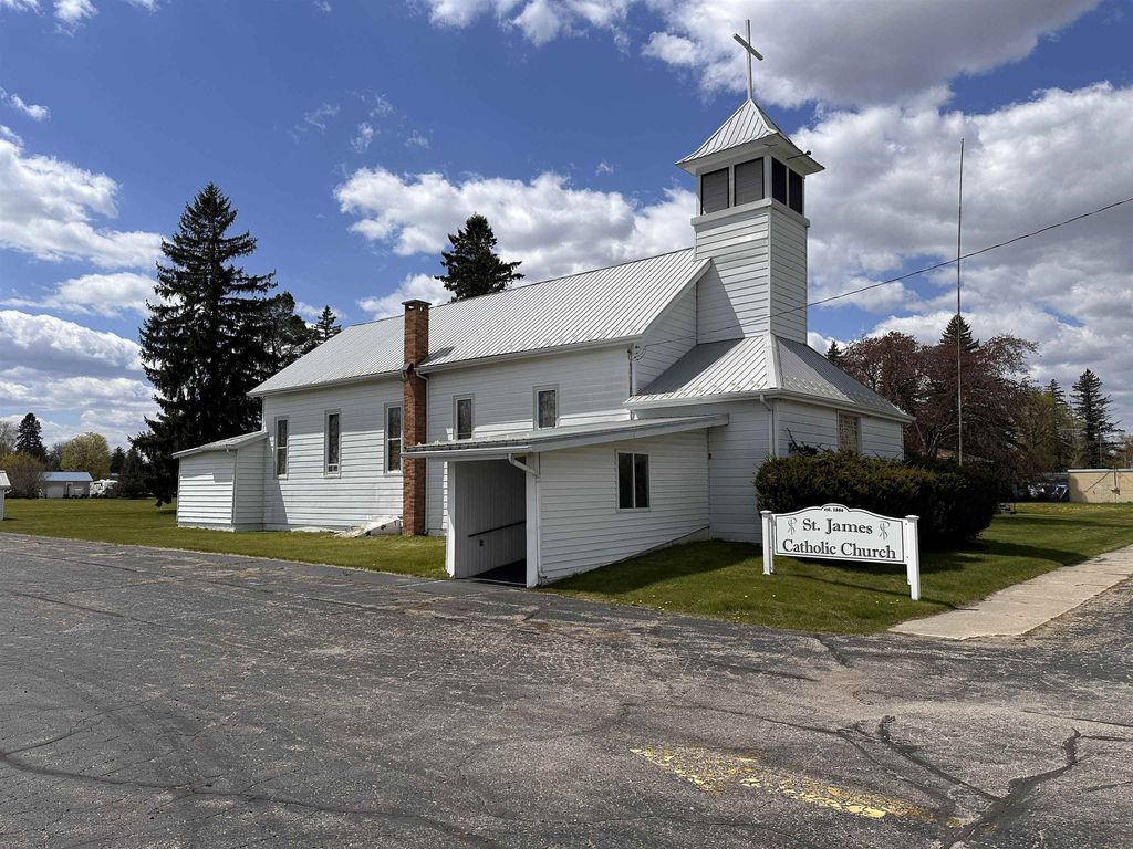 202 E Sherman, Burleigh township