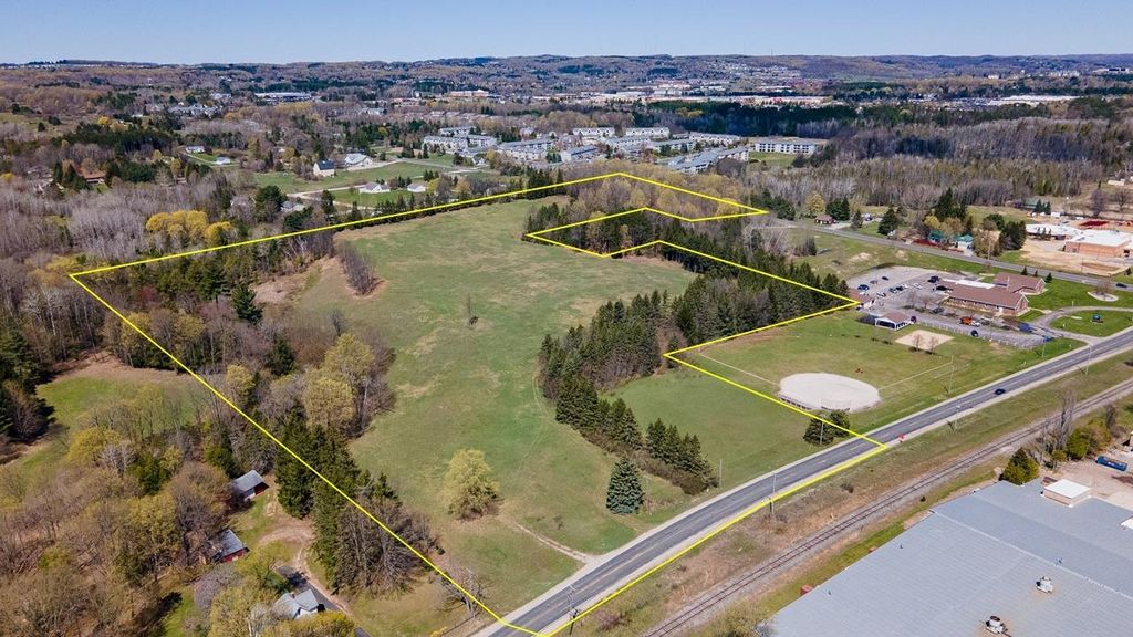 1795 Cass, Garfield charter township