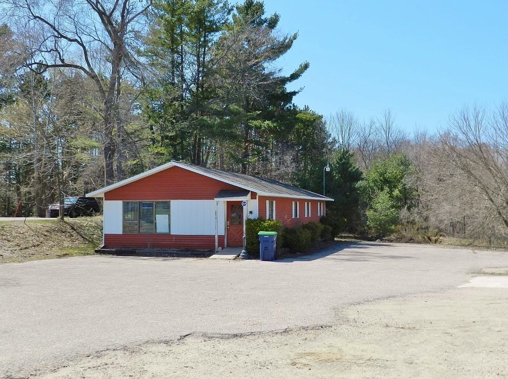 3415 Veterans, Garfield charter township