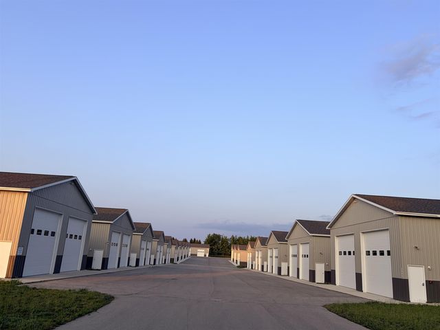 5949 Storage Loop, Traverse City