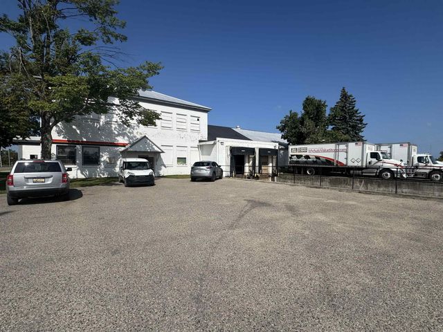 1075 S Wisconsin, Gaylord