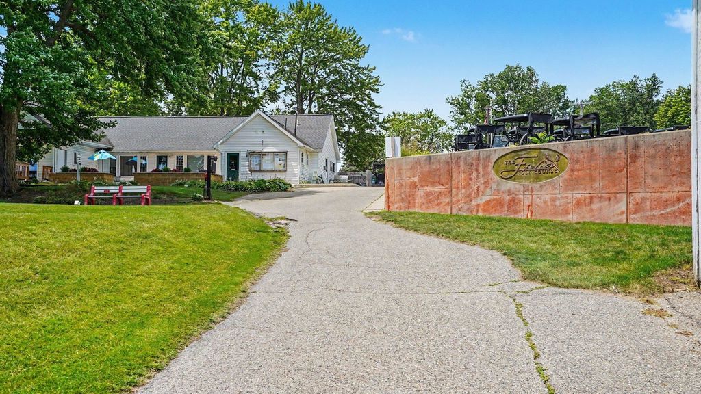 1508 N State, Emerson township