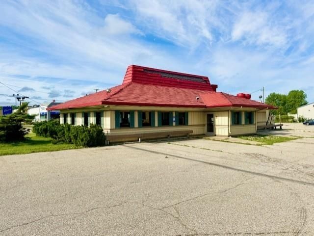 1405 Wright Ave, Alma