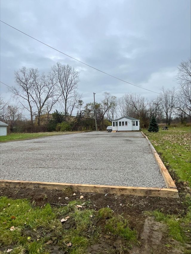 6921 Middlebelt Road, 