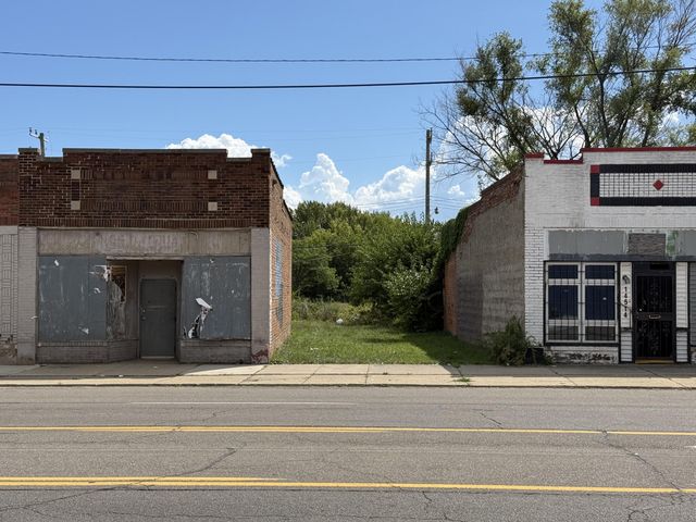 14520 Harper Avenue, Detroit