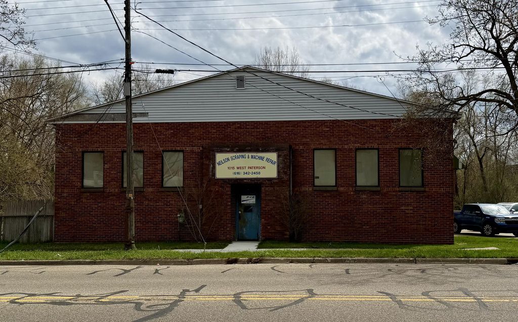1015 W Paterson Street, Kalamazoo city