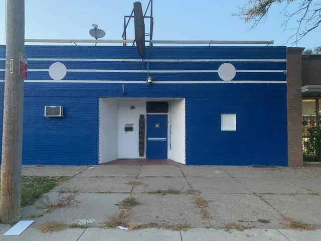 18434 Joy Road, Detroit