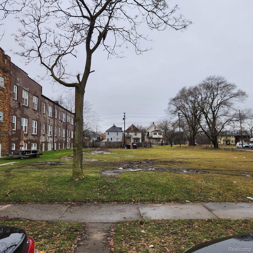 1809 W Grand Blvd, Detroit
