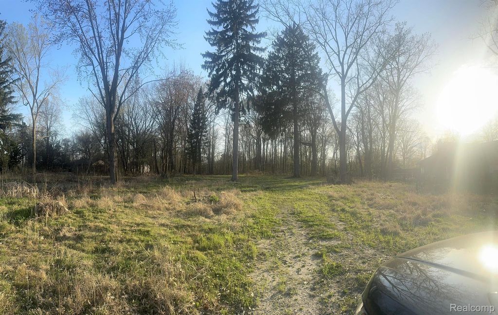 24960 Crocker Blvd, Harrison charter township