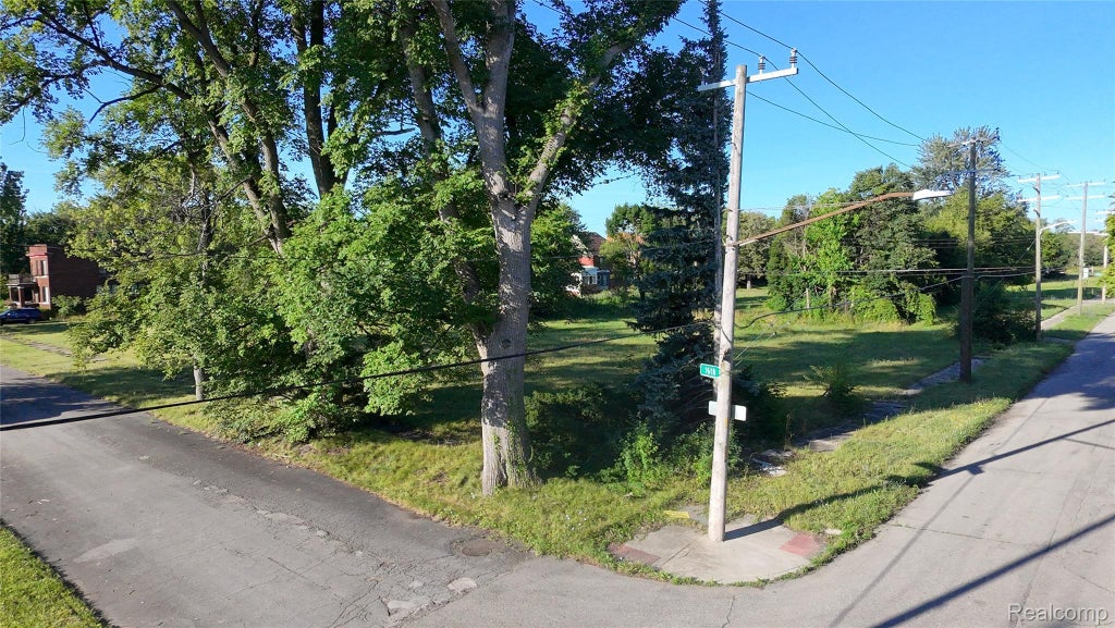 5673 16th Street, Detroit city