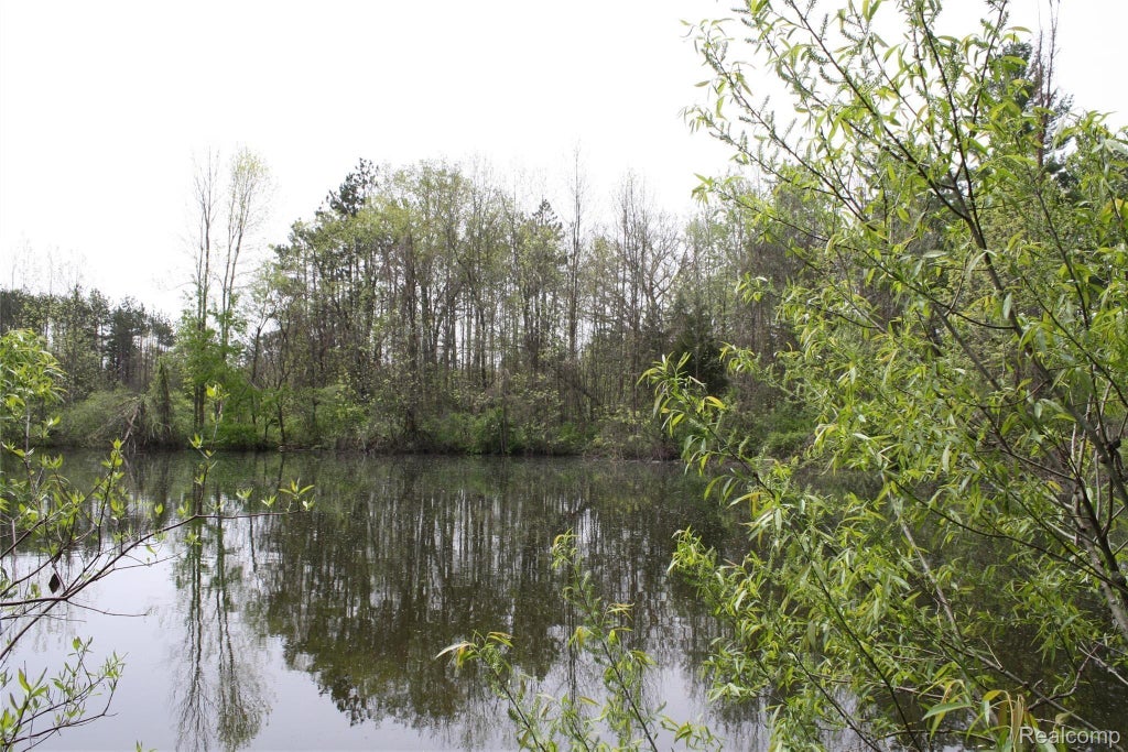 00 Vl Waterside Lane, Brighton city