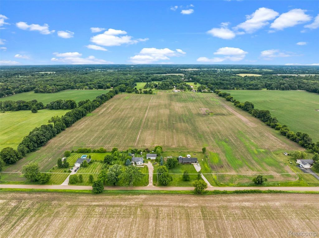 00 Lehring And Britton Rds, Burns township