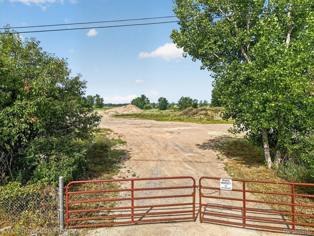 00 Johns Road, Lyon charter township