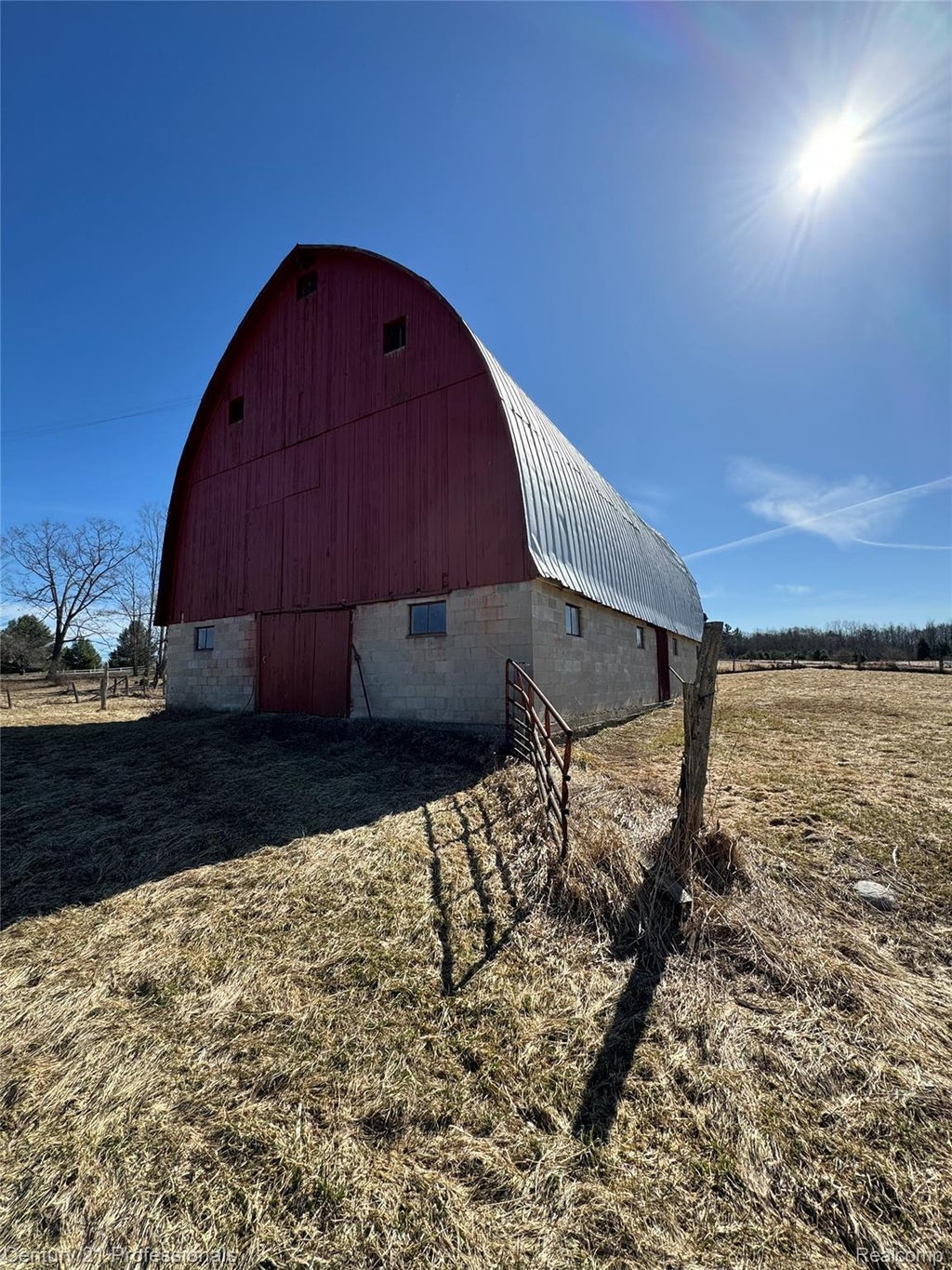 3608 S State, Curtis township