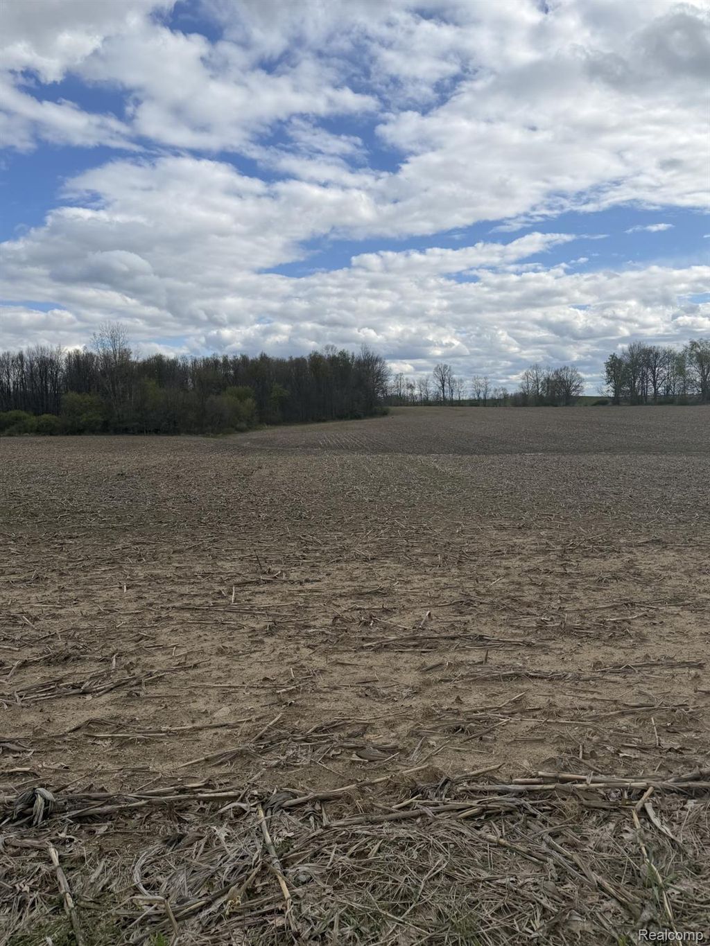 00 Thom Road, Oregon township