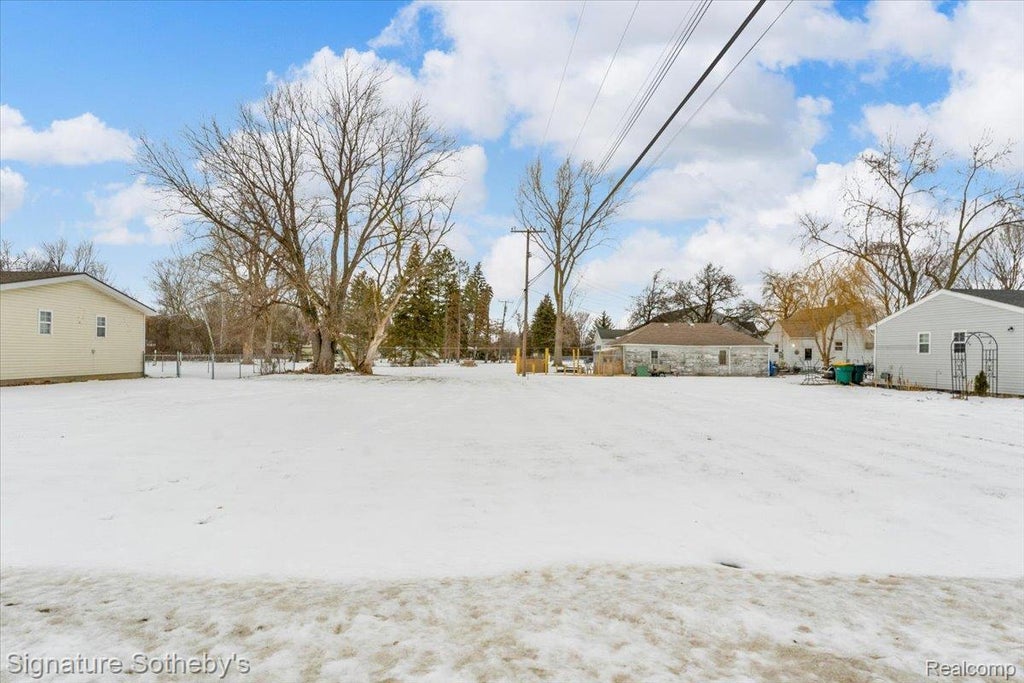 2983 Dashwood Drive, Troy city