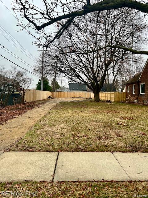 115 N Blair, Royal Oak city