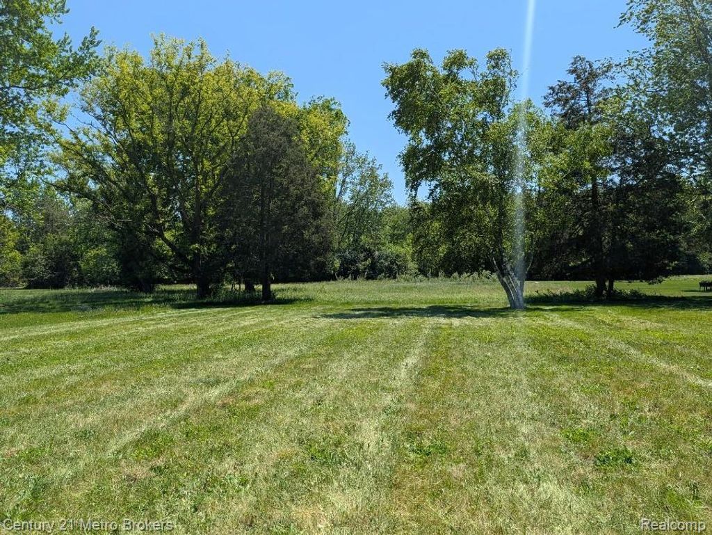 2840 Tatham Road, Bridgeport charter township