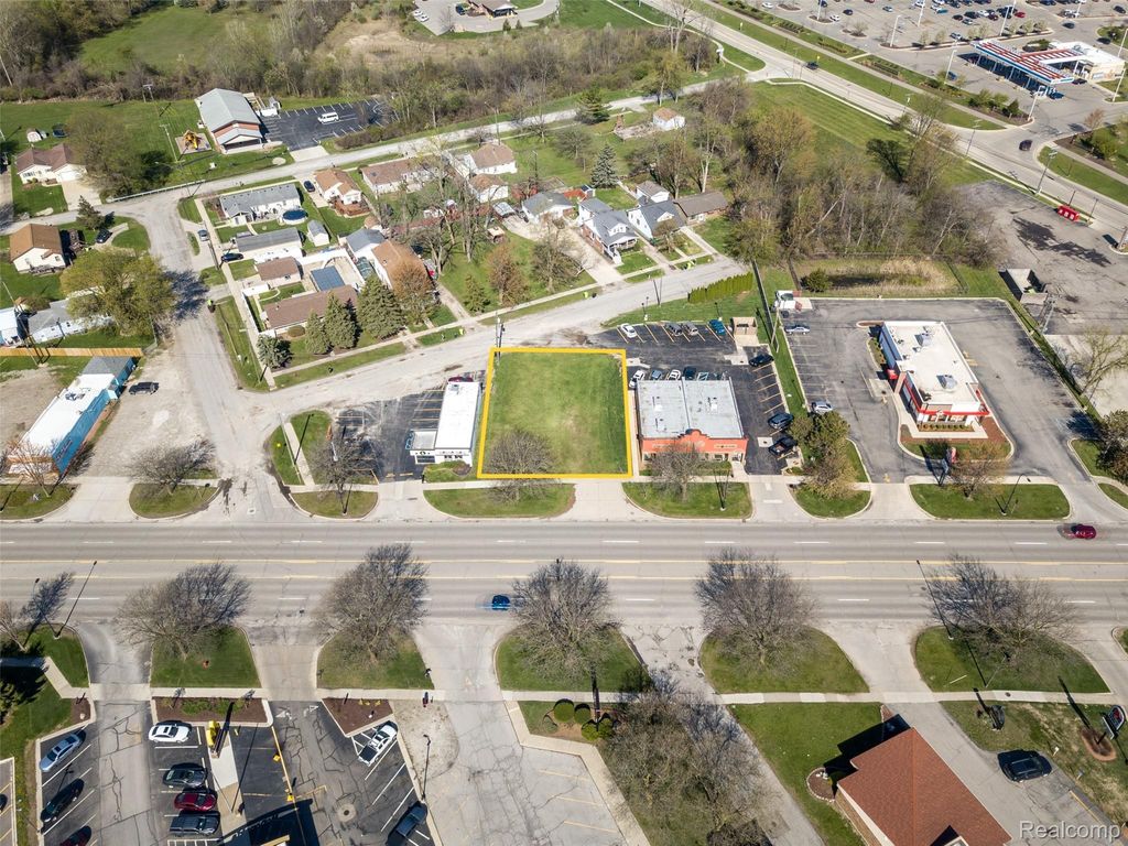 27200 Telegraph, Flat Rock city