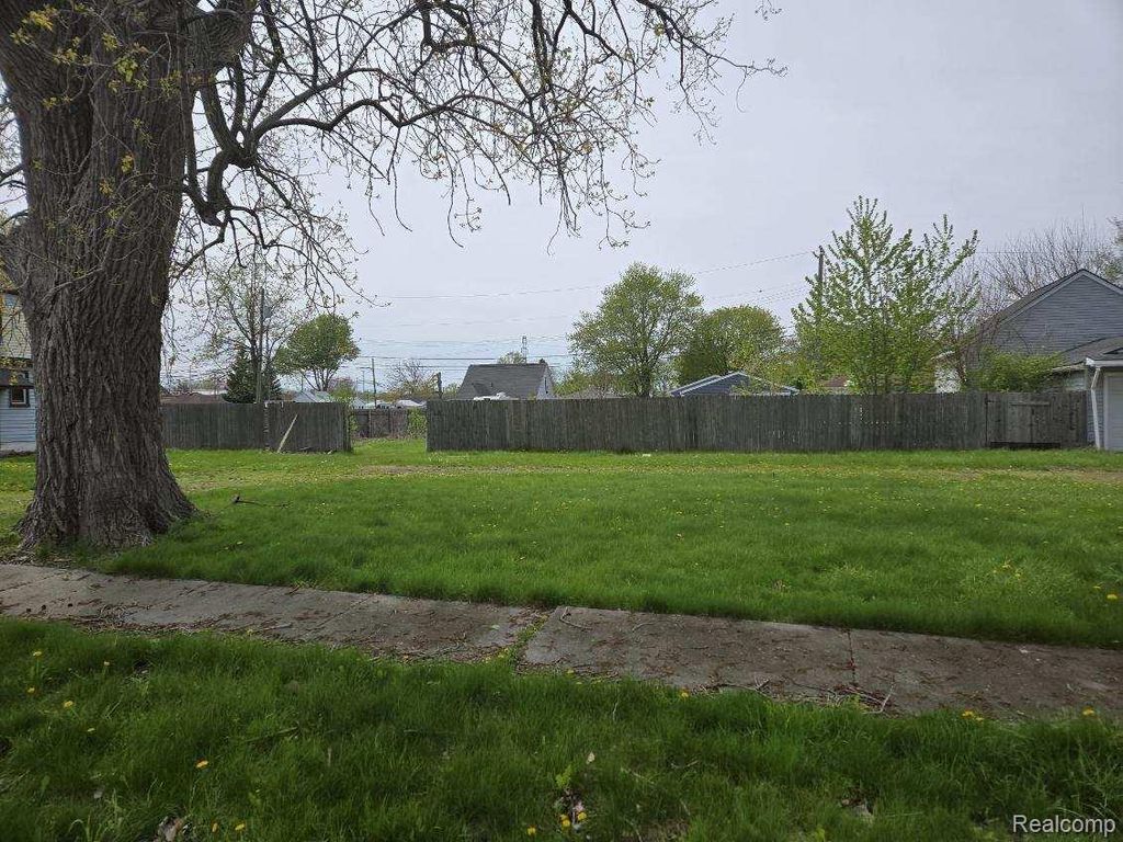 00000 Ziegler Street, Taylor city
