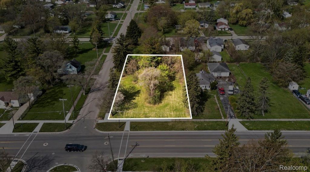 3261 Sheridan Avenue, Saginaw city