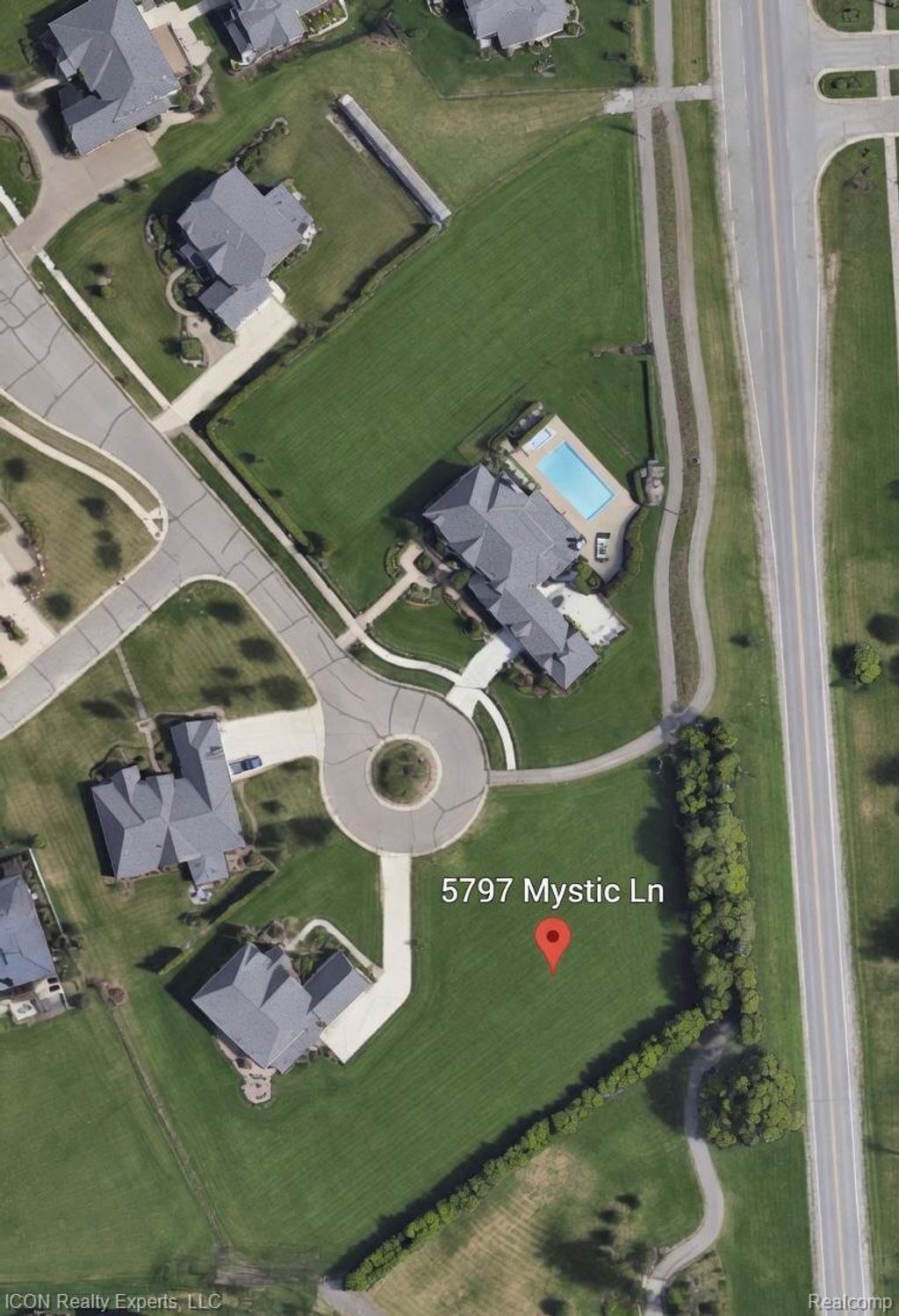 5797 Mystic Lane, Oakland charter township