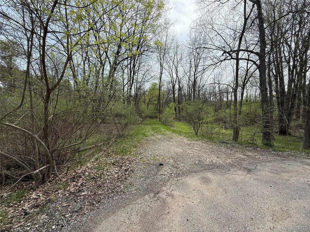 Lot 66 Preserve Drive, Tyrone township