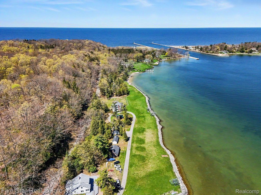 0000 Crescent Beach Rd, Onekama township