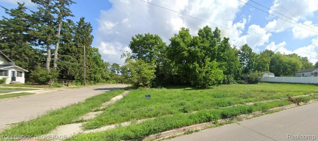 101 Michigan Avenue, Pontiac city