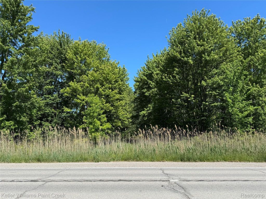 00000 North Avenue, Macomb township