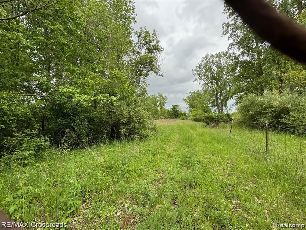 0000 Oakville Waltz Road, Ash township