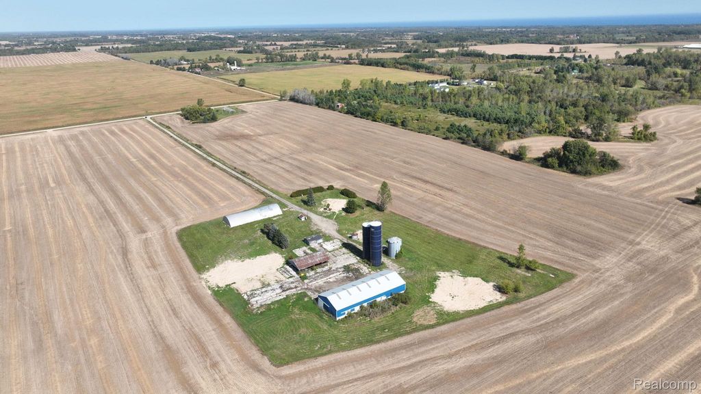 5176 Aitken Road, Lexington township