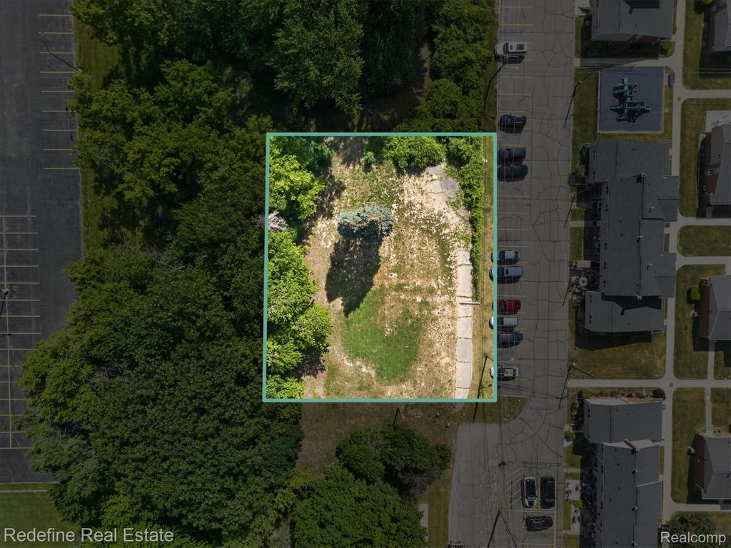 8304 Lanewood Street, Westland city