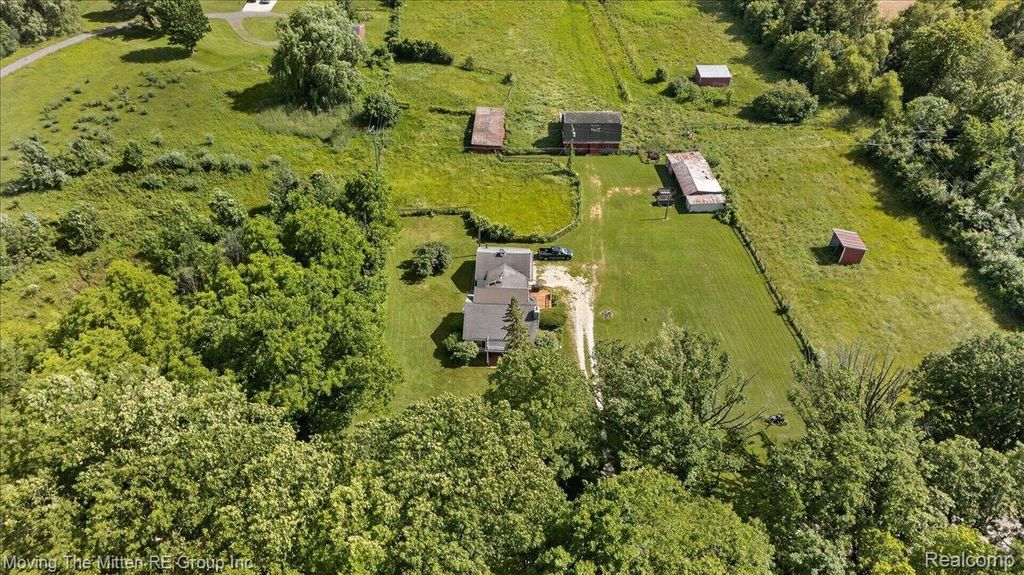 6390 Brookville Road, Salem township