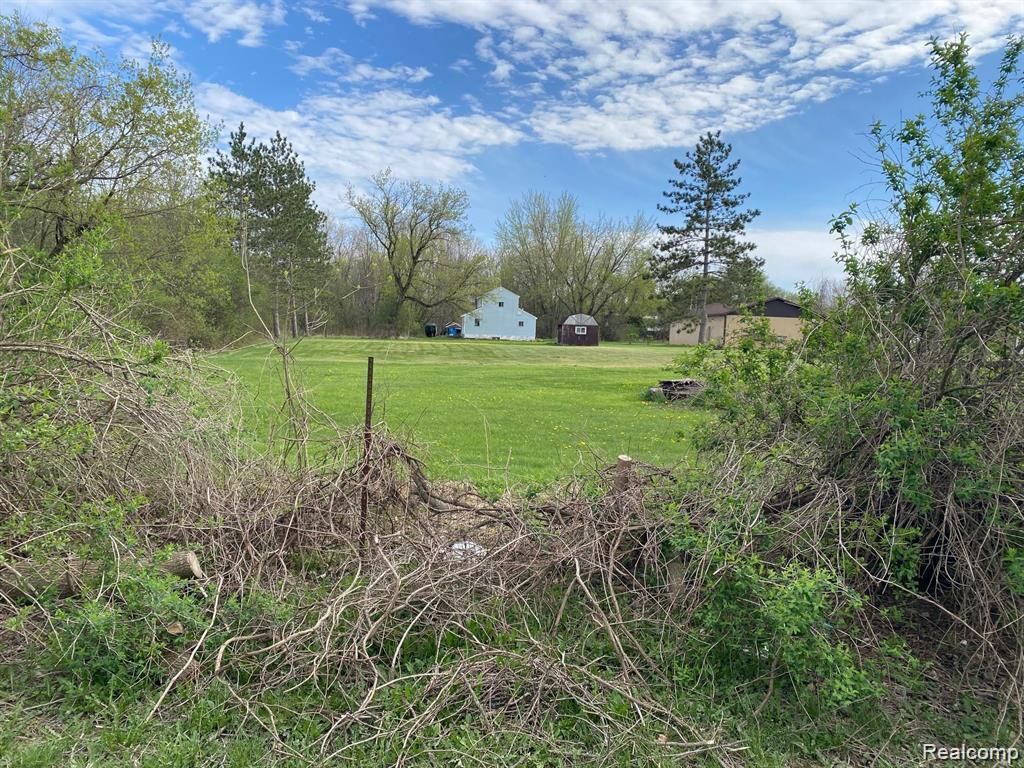 3399 Mckinley Avenue, Burton city