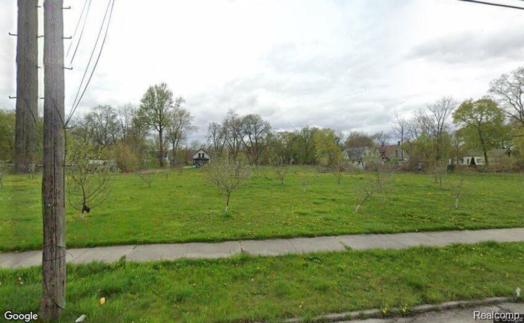 221 S 14th Street, Saginaw city