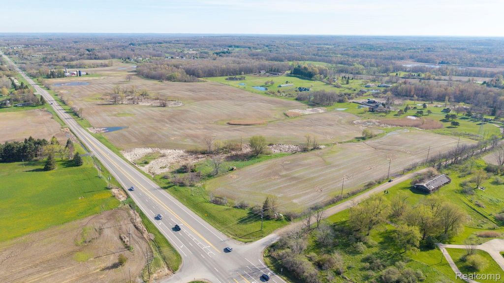 Lot 4 Lapeer Road, Metamora township