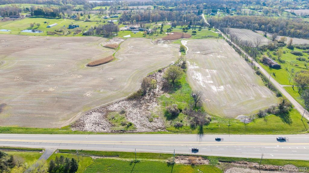 Lot 9 Lapeer Road, Metamora township