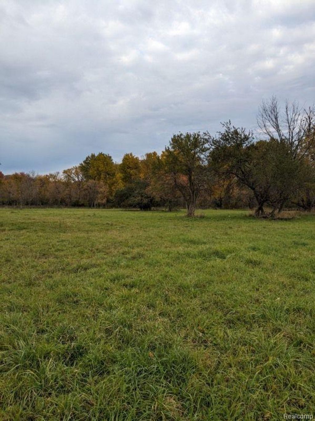 12885 Ebeling Road, Bruce township