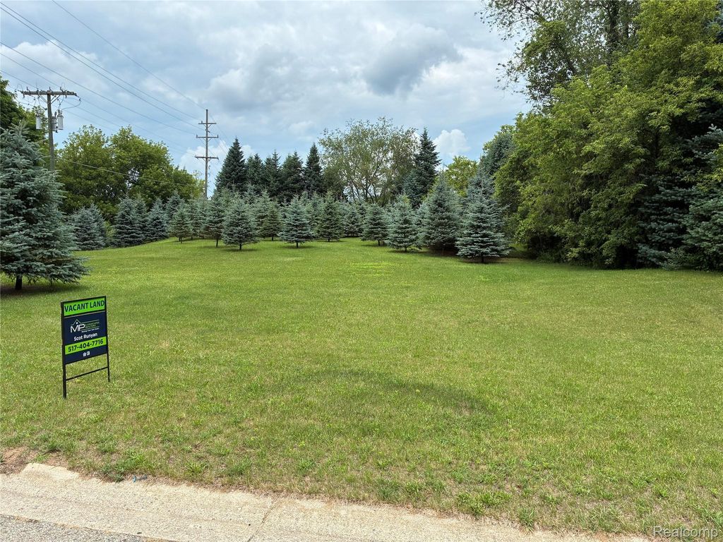 Amber Glen Drive, Marion township