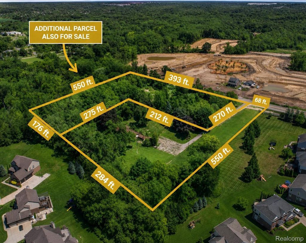27483 Pontiac Trail, Lyon charter township