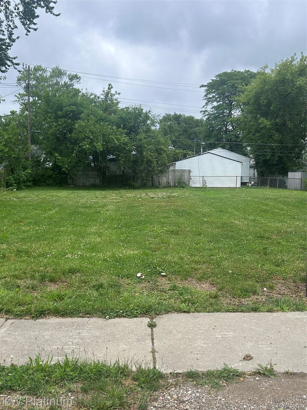 20908 Woodward Street, Clinton charter township