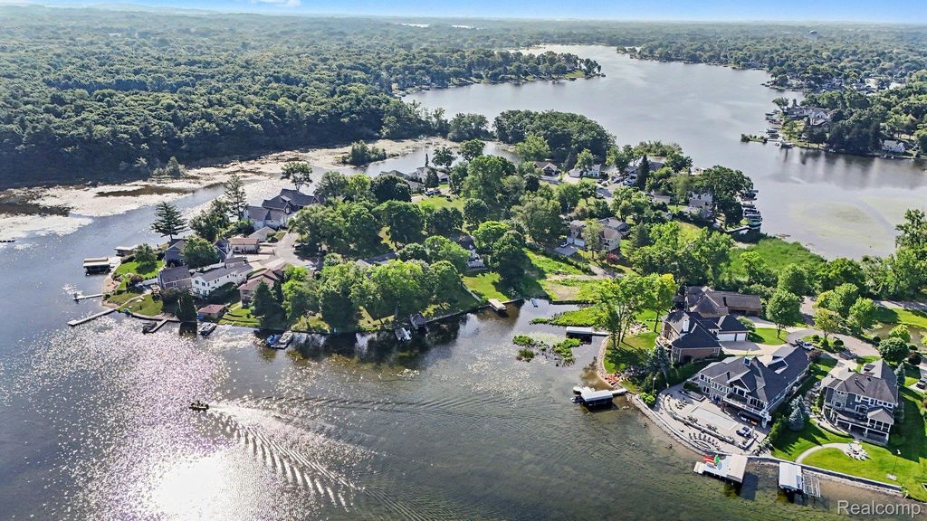 4190 Meyers Road, Waterford