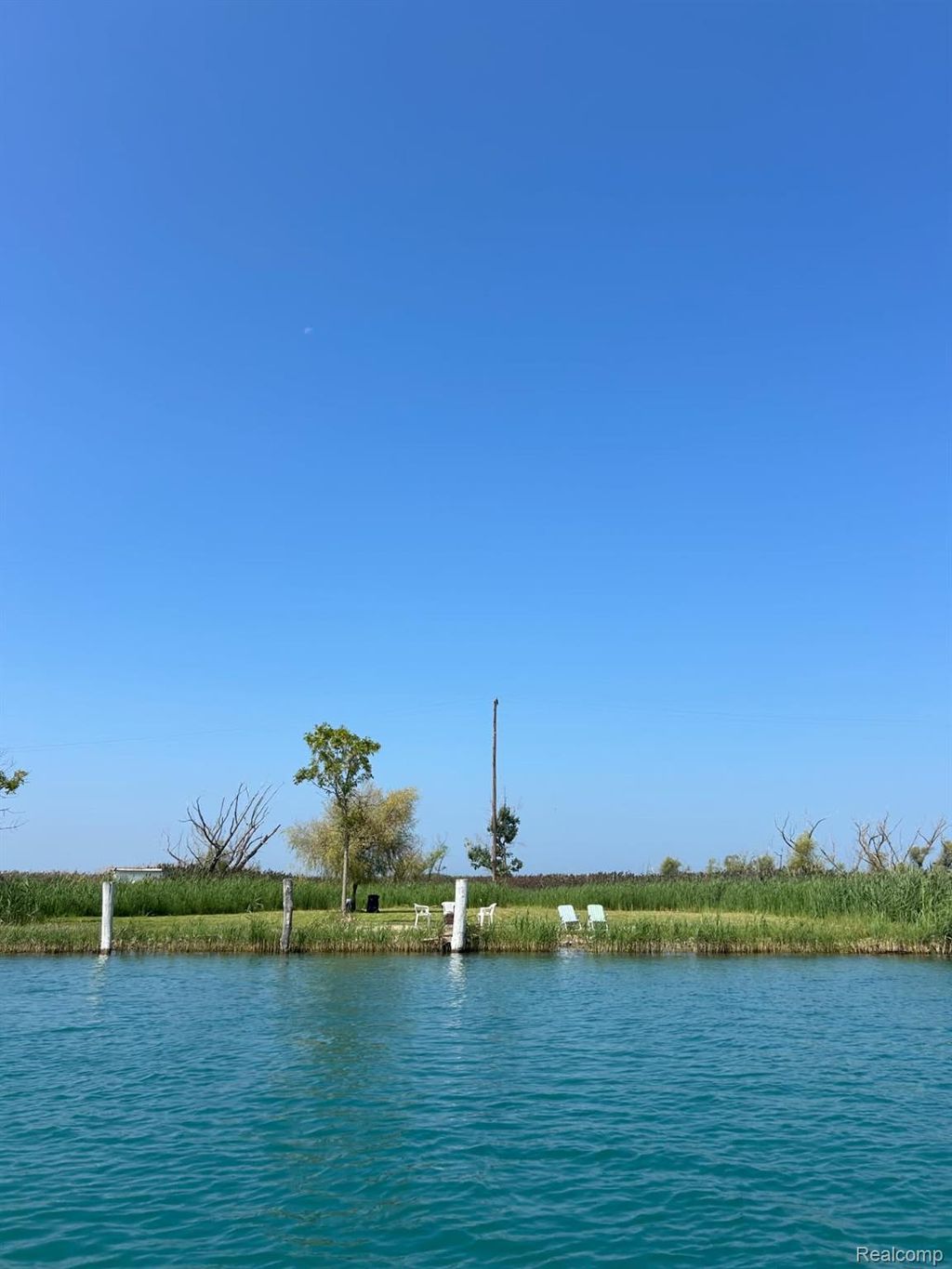 8350 Sni Bora, Clay township