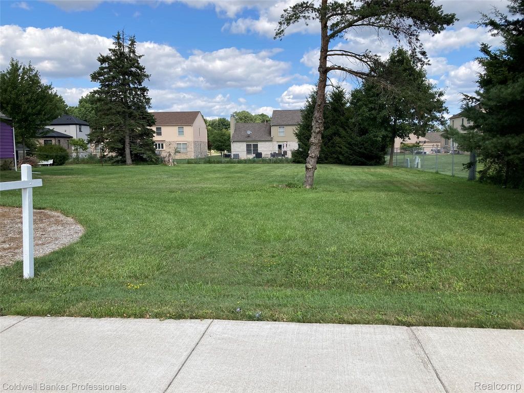 000 Dequindre Road, Sterling Heights city