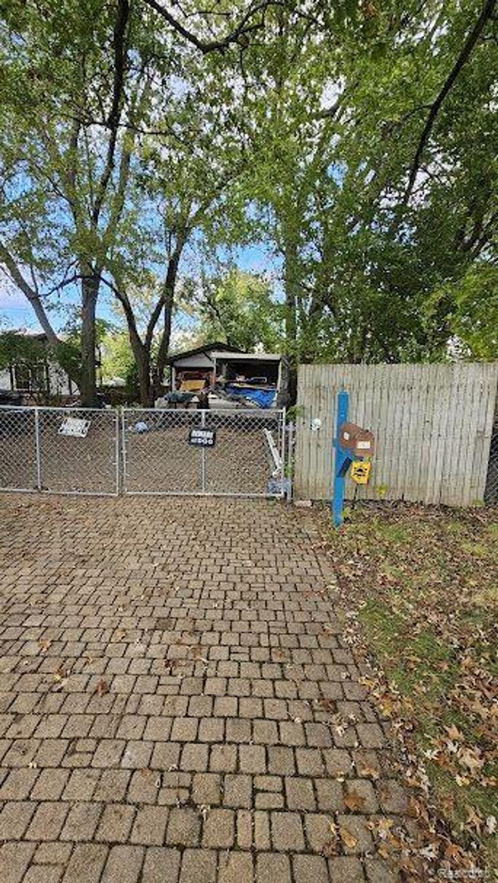 S Byfield Street, Westland city