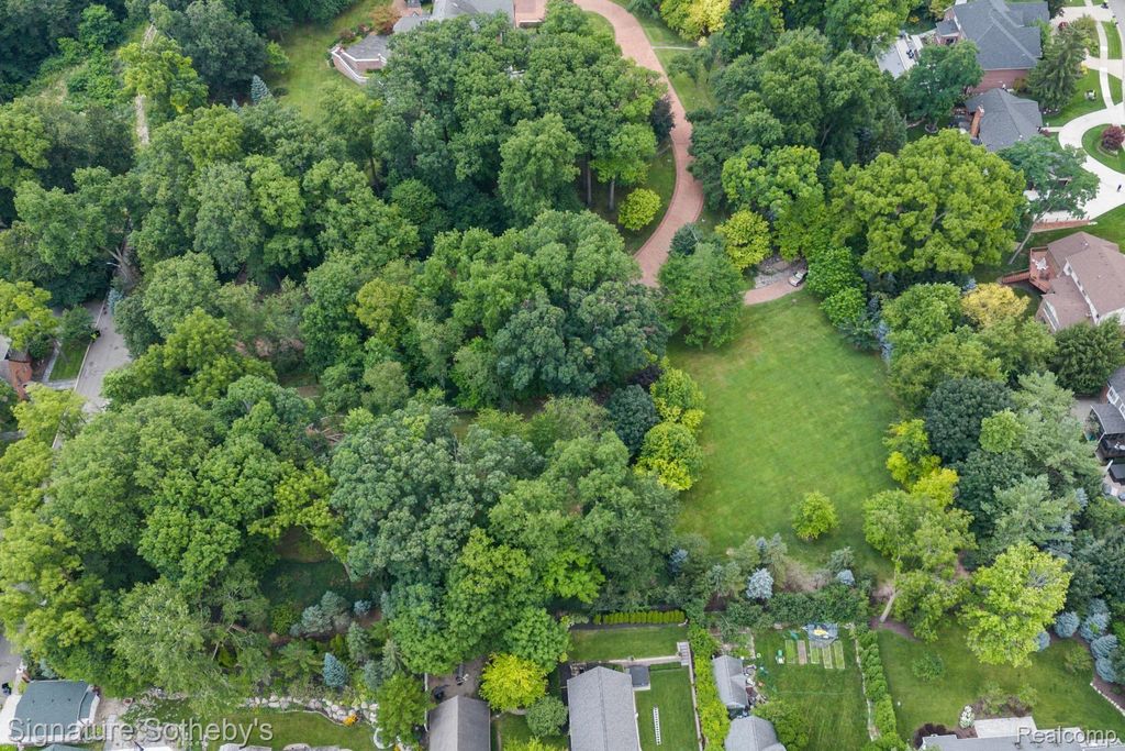 590a Dubuar Street, Northville city