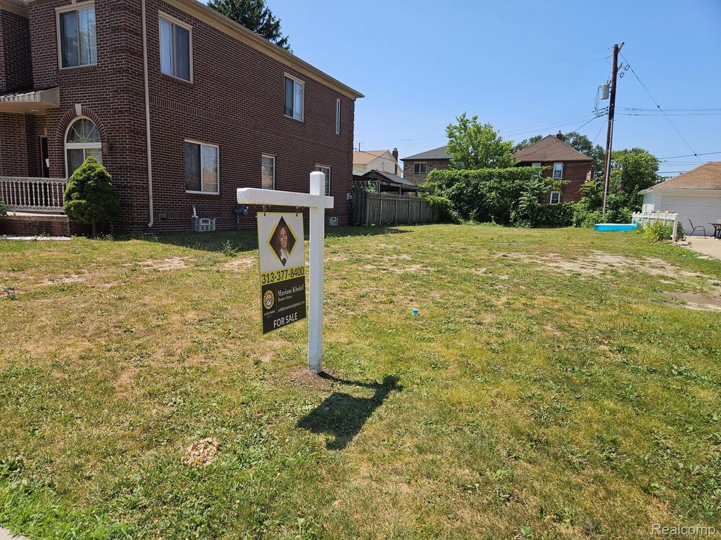 7645 Theisen Street, Dearborn city